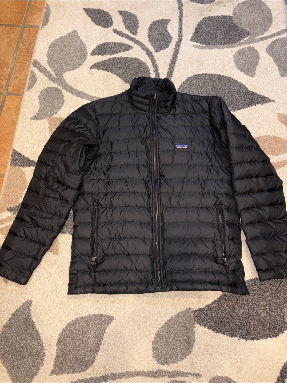 Patagonia Men’s Black Quilted Puffer Jacket